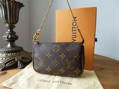 louis vuitton pochette accessoires sold out|Louis Vuitton new pochette accessories.